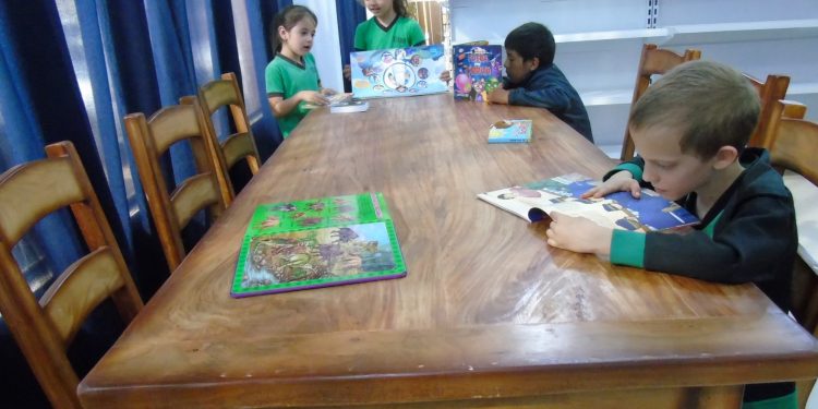 Loma Plata: Biblioteca Municipal ganó concurso de Iberbibliotecas