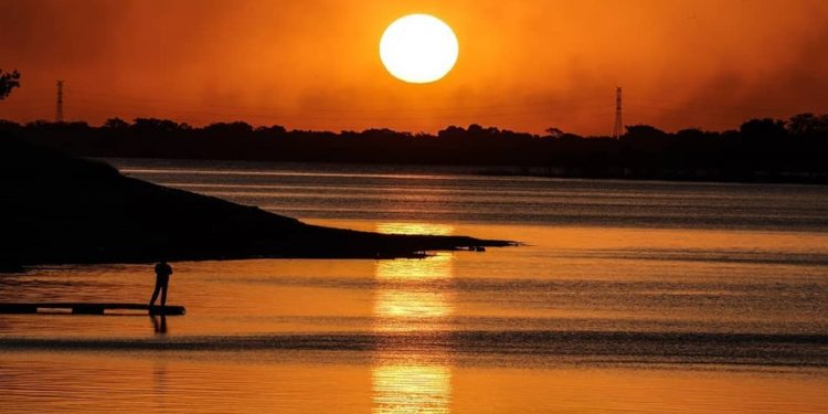 Mitad de semana con ambiente cálido a caluroso