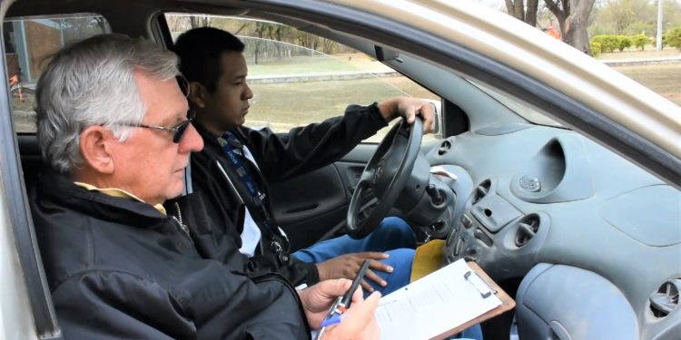 Municipalidad impulsa educación vial en Mariscal Estigarribia Municipalidad impulsa educación vial en Mariscal Estigarribia