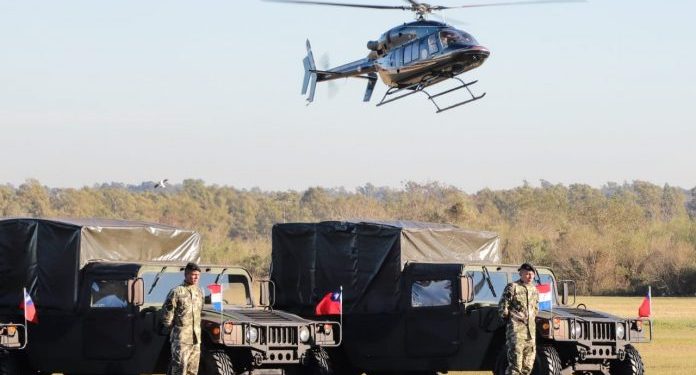 Fuerzas Armadas recibe vehículos tácticos y helicópteros por parte de Taiwán