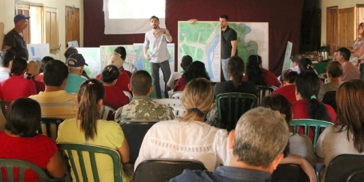 Socializan Plan de Ordenamiento Urbano y Territorial de Bahía Negra