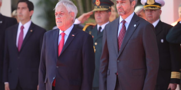 Mario Abdo Benítez recibe al presidente de Chile