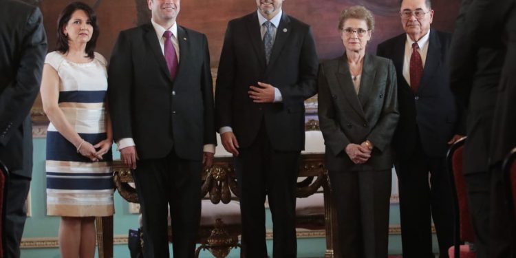 Nuevo embajador promete dar continuidad a proyectos con Brasil