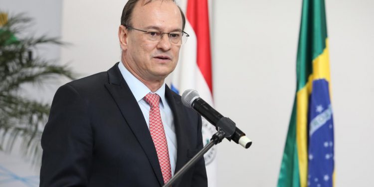 Ernst Bergen y su breve paso por Itaipú Ernst Bergen y su breve paso por Itaipú