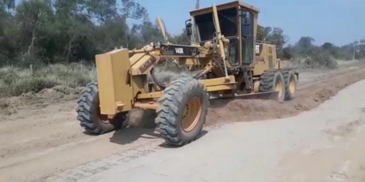 Boquerón: Rehabilitación de caminos vecinales beneficiará a 65.000 personas Boquerón: Rehabilitación de caminos vecinales beneficiará a 65.000 personas