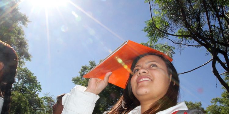 Clima fresco a cálido para este sábado