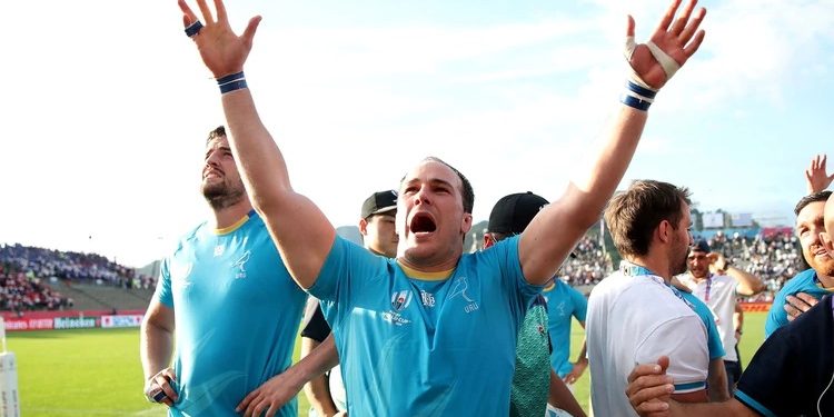 El emotivo final del histórico triunfo de Uruguay en el Mundial de Rugby