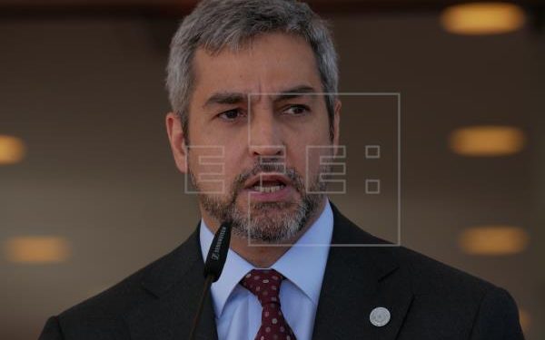 Mario Abdo vuelve al Chaco para supervisar nuevos incendios