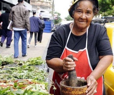 Mujer paraguaya «Kuña guapa»