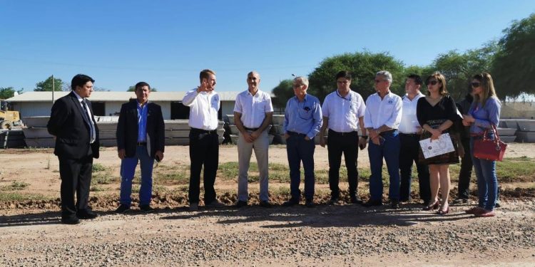 Anuncian construcción de parque sanitario en Loma Plata Anuncian construcción de parque sanitario en Loma Plata