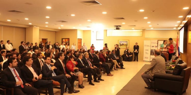 Lanzan plataforma digital “Sistema Identidad” de formación profesional