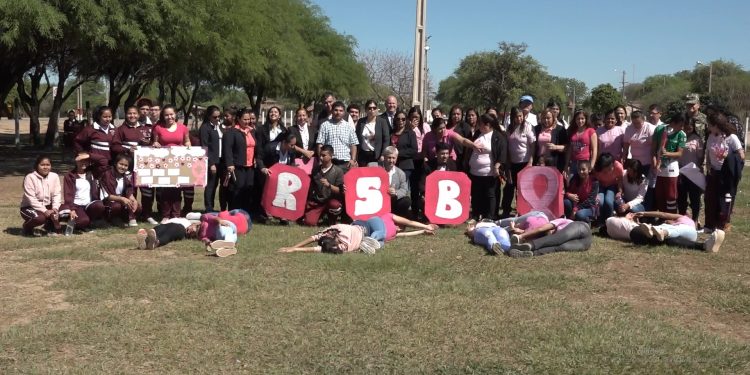 Boquerón se suma a campaña contra el cáncer de mama