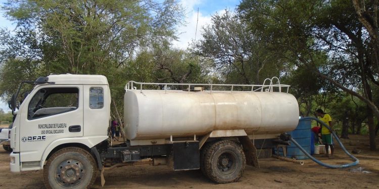 Alta demanda de agua potable: liberan licencia para provisión en Filadelfia Alta demanda de agua potable: liberan licencia para provisión en Filadelfia