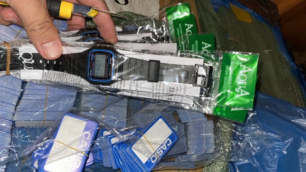 Ciudad del Este: Requisan gran cantidad de relojes falsificados Ciudad del Este: Requisan gran cantidad de relojes falsificados