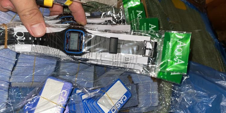 Ciudad del Este: Requisan gran cantidad de relojes falsificados