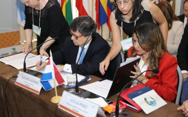 Ministros firman Declaración para combate a delitos cibernéticos