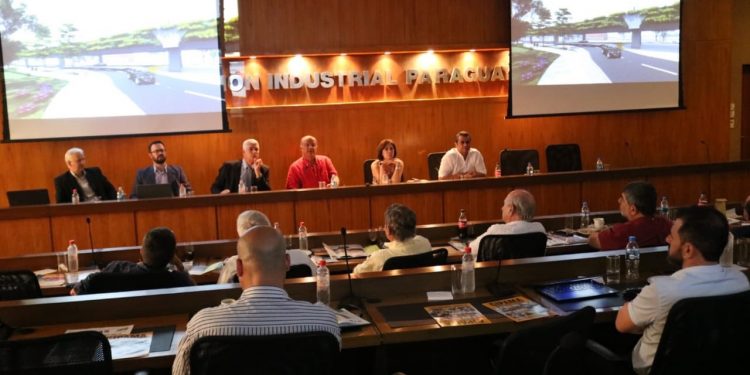 Industriales destacan innovación de la obra Corredor Vial Botánico