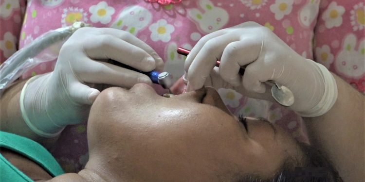 Más de 400 extracciones dentales gratuitas realizadas en Filadelfia