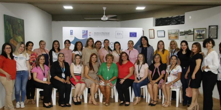 “Anímense a participar de elecciones» Ministra anima a mujeres a candidatarse