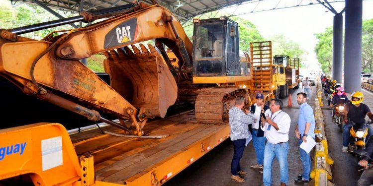 Puente de la Integración: ingresan al lado paraguayo primeras maquinarias