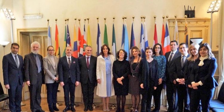 Primera Dama se reunió con autoridades del IILA en Roma