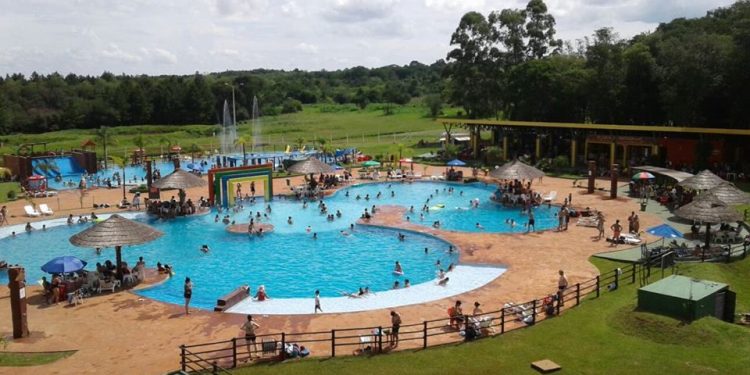 Atención: Aguas contaminadas y piletas de concentración masiva pueden ser foco de infecciones