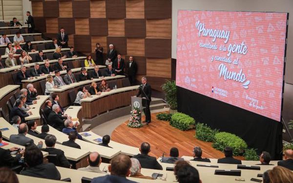 Mario Abdo destacó ejecución histórica en obras e inversiones