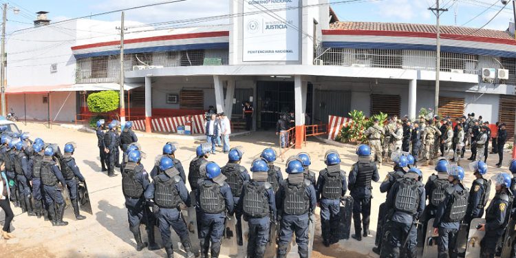 Refuerzan seguridad en las penitenciarías para las fiestas