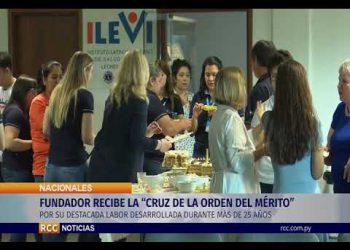 FUNDADOR DE FUNDACIÓN VISIÓN RECIBE LA “CRUZ DE LA ORDEN DEL MÉRITO”