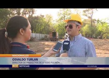 PARAGUAY IMPLEMENTA TRASPLANTE DE ÁRBOLES EN UNA OBRA PÚBLICA