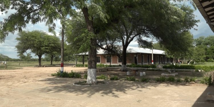 A puertas de un inicio de clases: Escuela Agrícola aguarda proyecto de informática