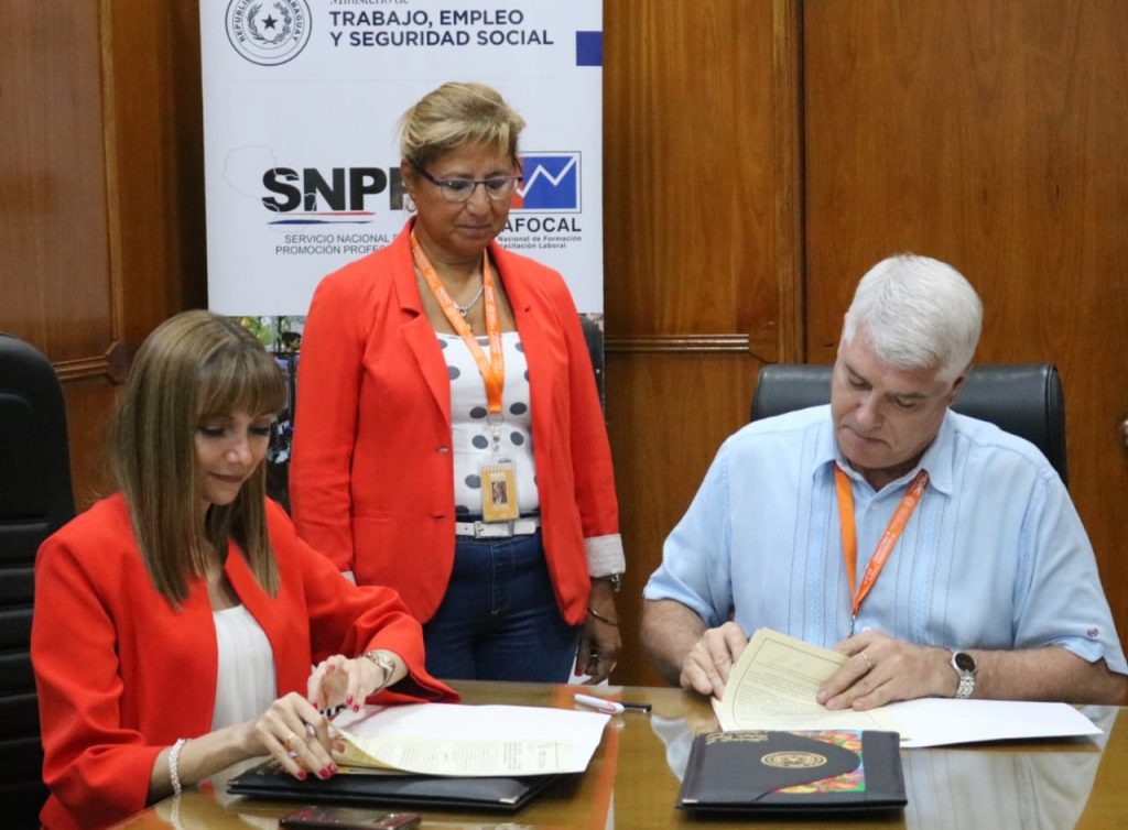 Se incentiva la inserción laboral de hombres y mujeres en obras públicas