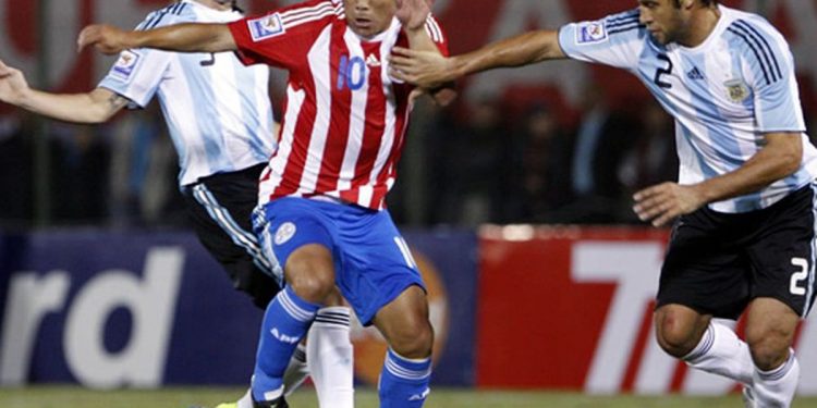 Narrador mexicano se burló de la tragedia del Chava durante el relato de un gol Narrador mexicano se burló de la tragedia del Chava durante el relato de un gol