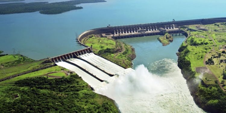 Itaipu: Se concretó Gs. 600.000 millones de inversión en obras viales