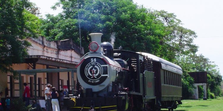 Se espera recuperar las vías y reparar la locomotora del Tren del Lago