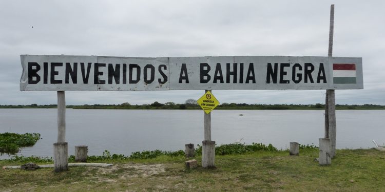 Proyectan desarrollo turístico de Bahía Negra