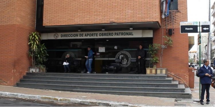 Cerca de 60.000 asegurados lograron cobrar sus subsidios hasta la fecha, según IPS