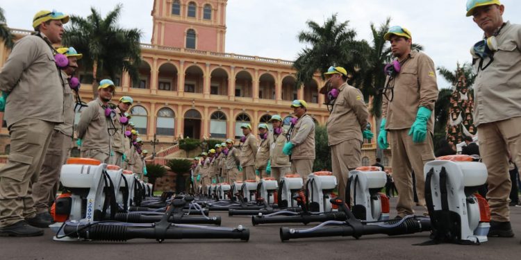 Senepa recibe máquinas y equipamientos para fortalecer campaña antidengue