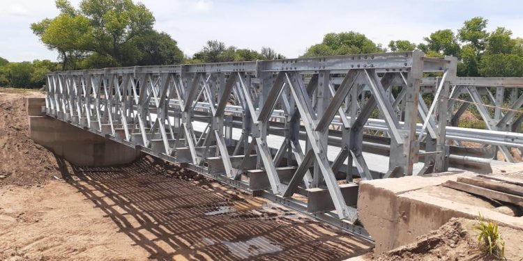 Puente metálico es un sueño de pobladores porque permite habilitar nuevo camino en el Chaco
