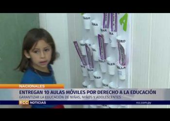 ENTREGAN 10 AULAS MÓVILES PARA GARANTIZAR DERECHO A LA EDUCACIÓN
