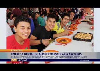 ALMUERZO ESCOLAR A LA RESIDENCIA ESTUDIANTIL DE ARCO IRIS