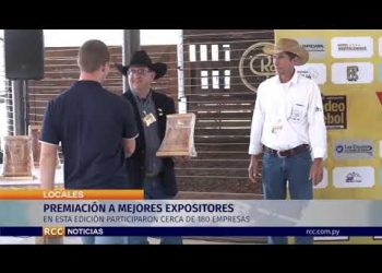 PREMIACIÓN A MEJORES EXPOSITORES