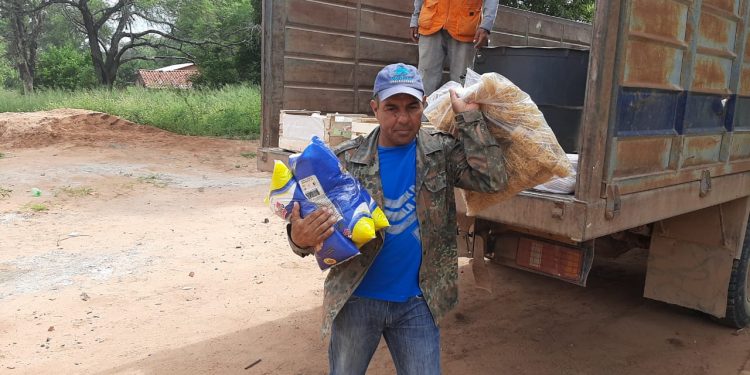 Inician las clases y también la distribución de almuerzo escolar en Loma Plata