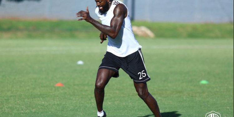 «Aquí estoy después de jugar en las mejores ligas europeas con la oportunidad de experimentar la vida en Paraguay»