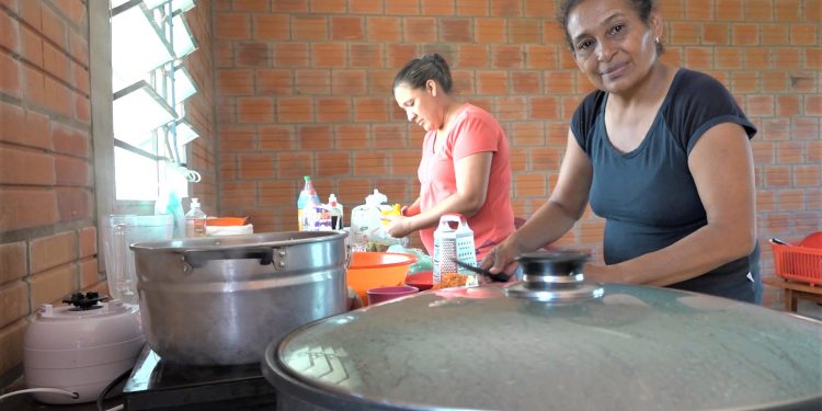 Solicitan equipamientos y mobiliarios para cocina comedor de la Escuelita Urunde’y