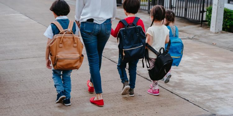 Especialistas recomiendan controles de rutina a niños y niñas