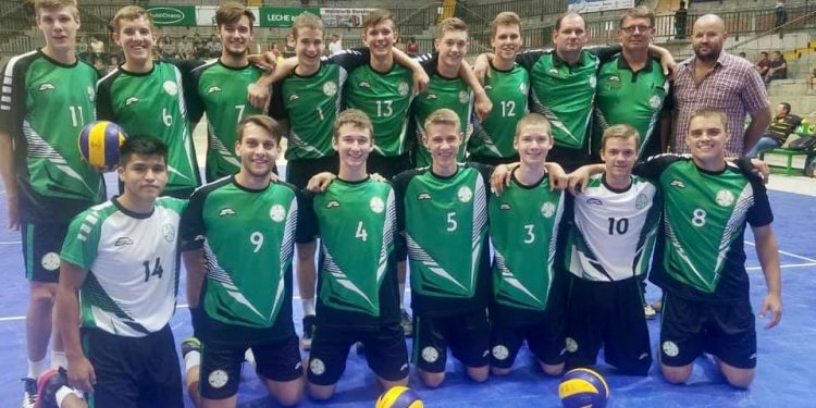 El Deportivo Menno lidera a placer el MENEFEPA juvenil de vóley