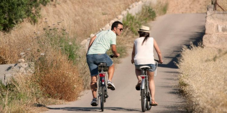 Para hoy se esperan altas temperaturas y ocasionales tormentas