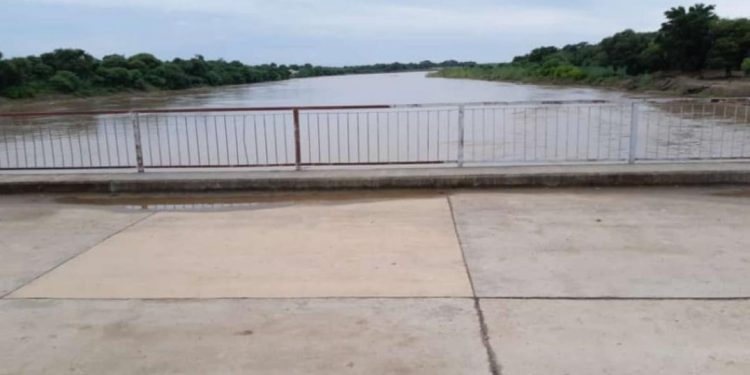 Atención con riada del Pilcomayo que podría causar estragos a pobladores Atención con riada del Pilcomayo que podría causar estragos a pobladores