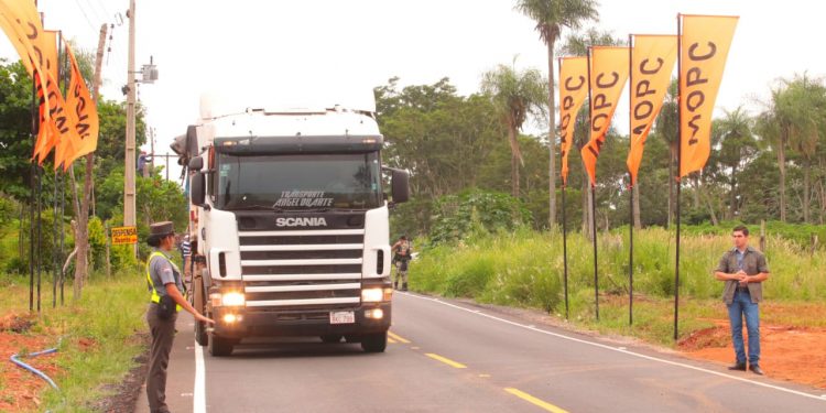 Importantes localidades de Central cuentan con nuevos tramos asfaltados